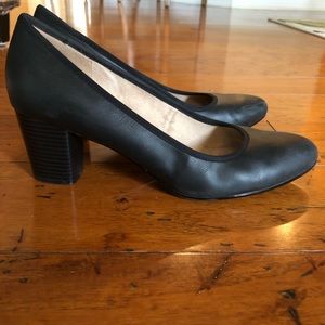 Naturalizer Black Block Heel Pump